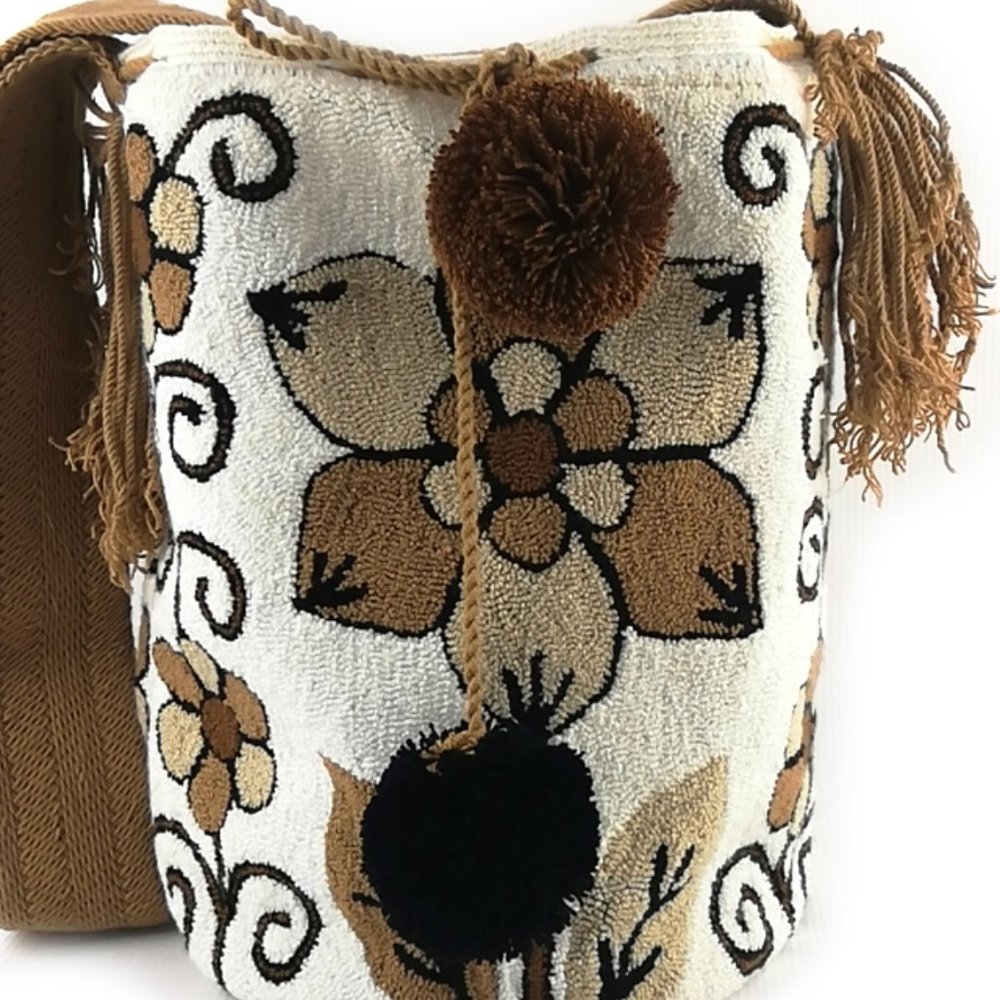 Premium Large Wayuu Mochila Bag Handwoven